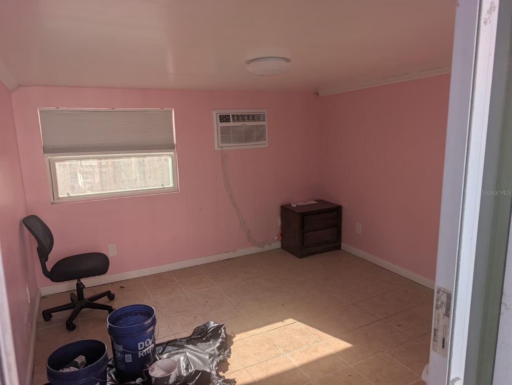 Image 25 of property listing at 8149 MORITZ COURT, Orlando, FL 32825