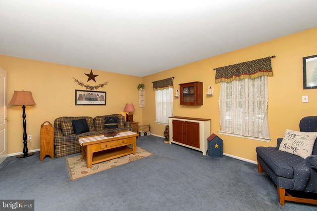 280 FRONT ST, Atco, NJ 08004