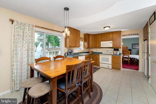 280 FRONT ST, Atco, NJ 08004