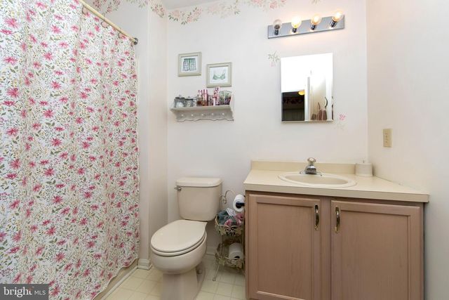 280 FRONT ST, Atco, NJ 08004