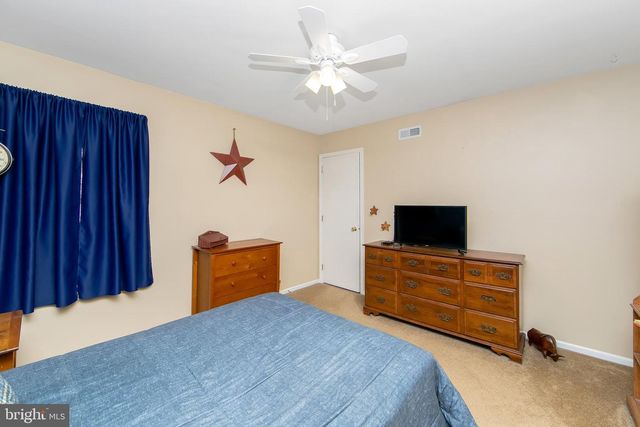 280 FRONT ST, Atco, NJ 08004