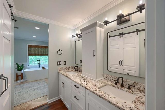 255 Barrow Downs, Alpharetta, GA 30004