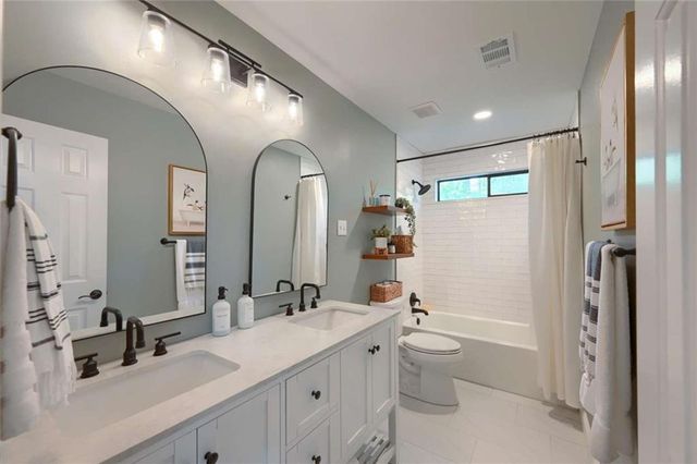 255 Barrow Downs, Alpharetta, GA 30004