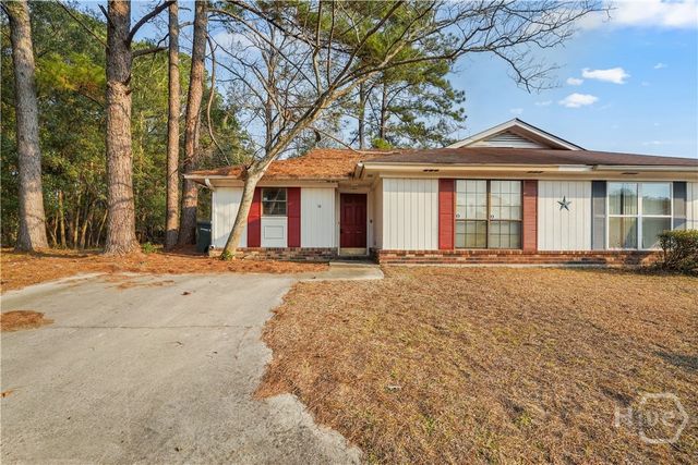 16 Peach Row, Savannah, GA 31419