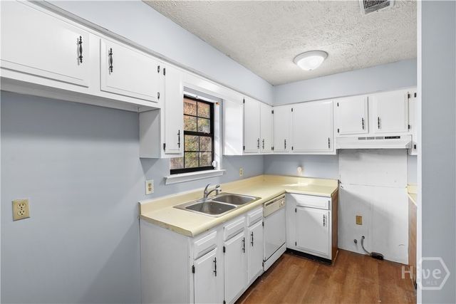 16 Peach Row, Savannah, GA 31419