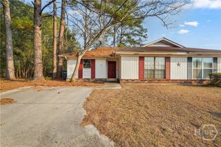 16 Peach Row, Savannah, GA 31419