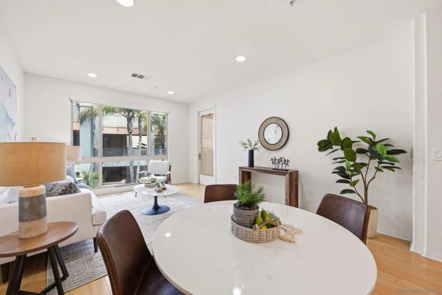3887 Pell Place 221, San Diego, CA 92130