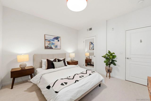 3887 Pell Place 221, San Diego, CA 92130