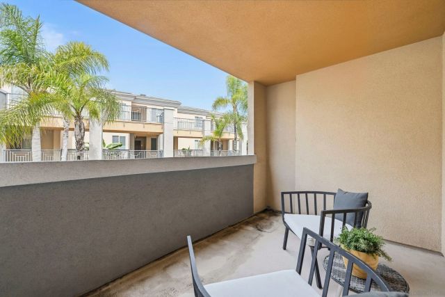3887 Pell Place 221, San Diego, CA 92130