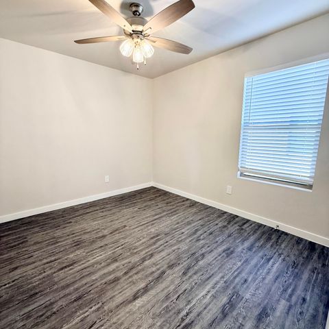 8023 Date Avenue, Lubbock, TX 79404