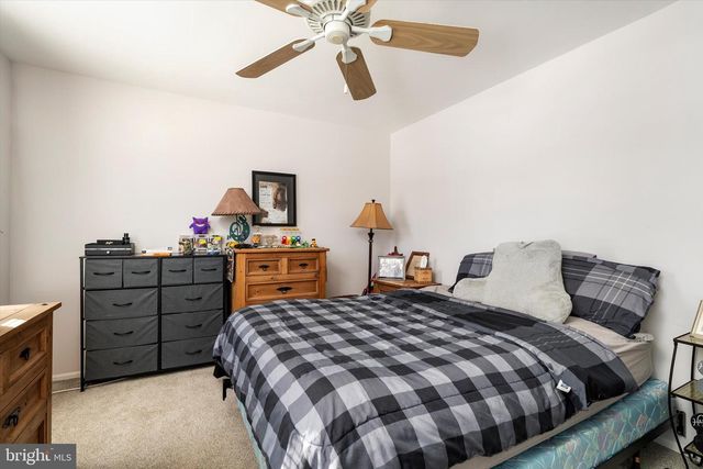 8 CHIPPIN CT, Robbinsville, NJ 08691