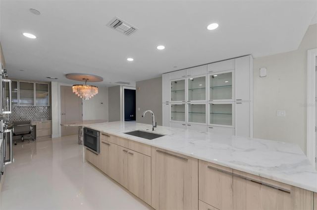 331 CLEVELAND STREET 1101, Clearwater, FL 33755