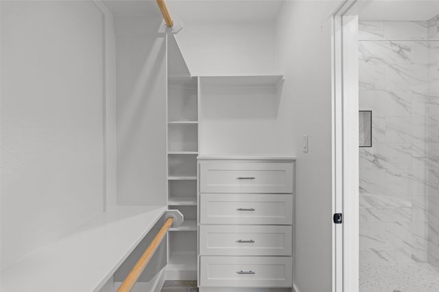 3025 Red Oak Drive, Granbury, TX 76048