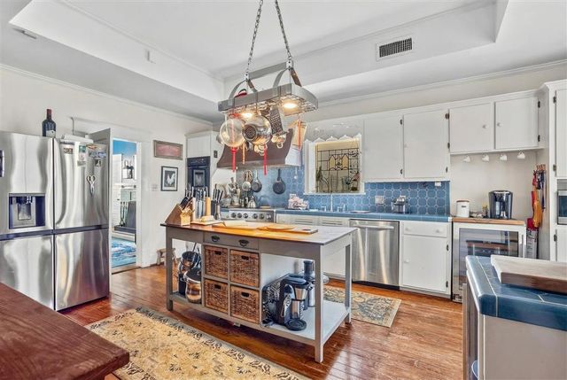 905 Pujo Street, Lake Charles, LA 70601