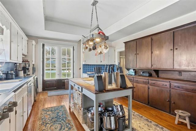 905 Pujo Street, Lake Charles, LA 70601