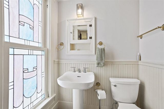 905 Pujo Street, Lake Charles, LA 70601