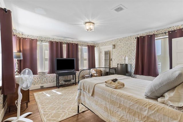 905 Pujo Street, Lake Charles, LA 70601