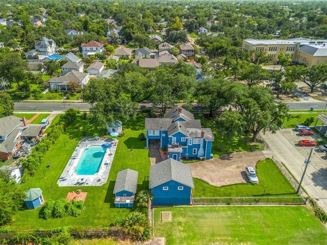 905 Pujo Street, Lake Charles, LA 70601