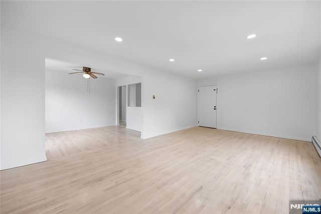 102 Gall Court, Elmwood Park, NJ 07407