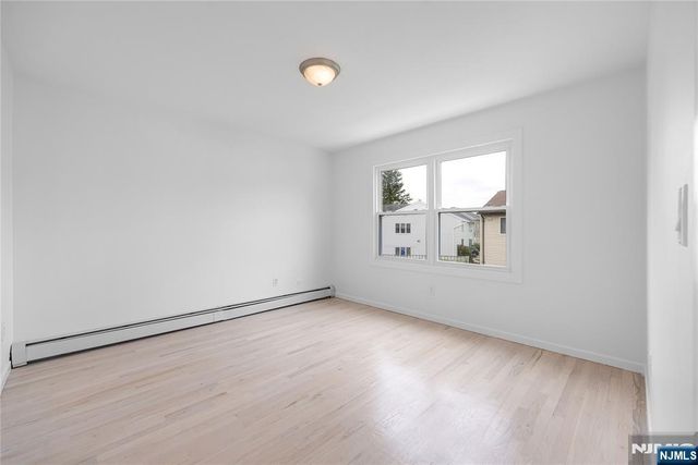 102 Gall Court, Elmwood Park, NJ 07407