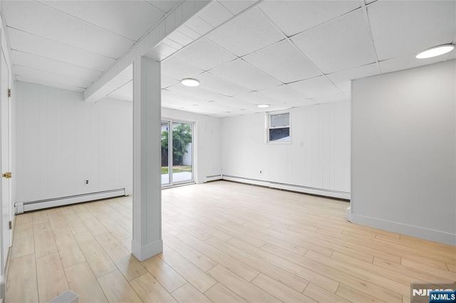102 Gall Court, Elmwood Park, NJ 07407