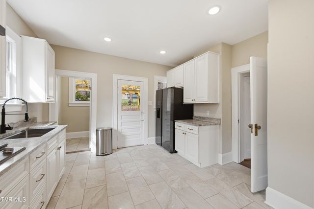 1224 7th Avenue, Bristol, TN 37620