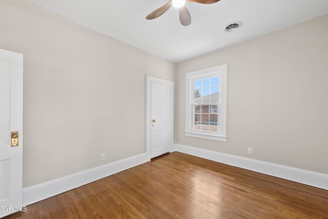 1224 7th Avenue, Bristol, TN 37620