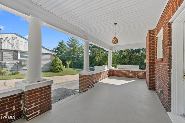 1224 7th Avenue, Bristol, TN 37620