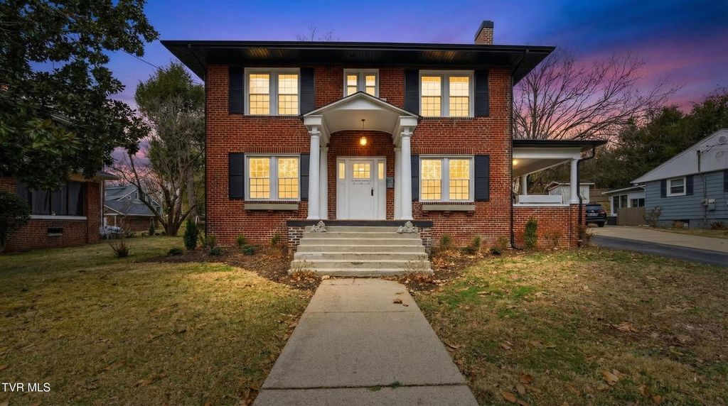 1224 7th Avenue, Bristol, TN 37620