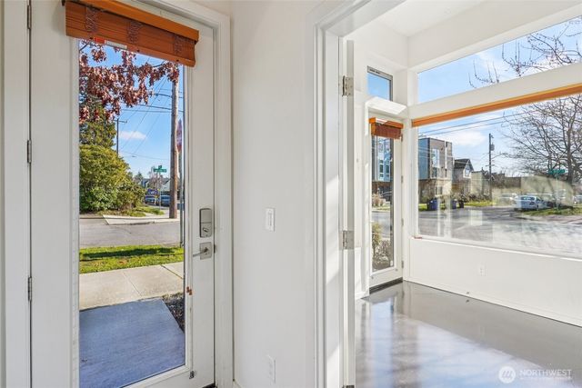 8501 14th Avenue NW, Seattle, WA 98117