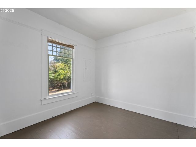 309 Se Ella St, Roseburg, OR 97470