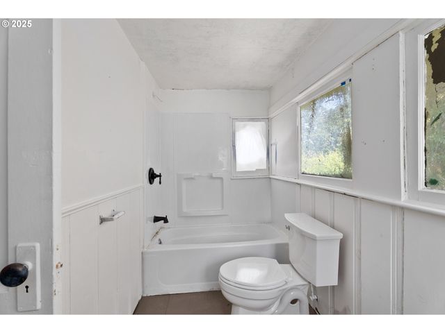 309 Se Ella St, Roseburg, OR 97470