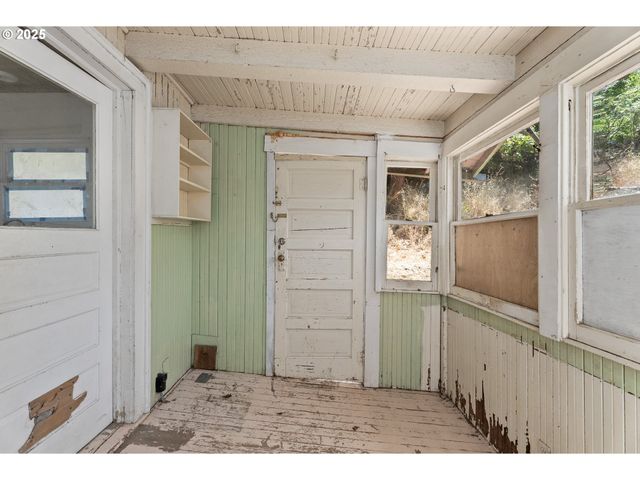309 Se Ella St, Roseburg, OR 97470