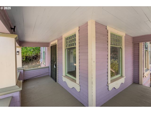309 Se Ella St, Roseburg, OR 97470