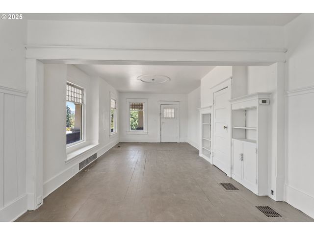 309 Se Ella St, Roseburg, OR 97470