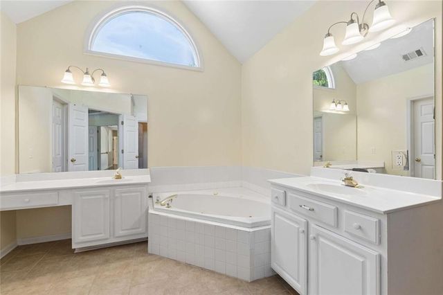 1950 Blackhawk Trail, Lawrenceville, GA 30043