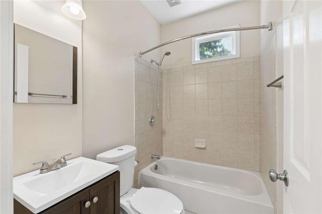 1950 Blackhawk Trail, Lawrenceville, GA 30043