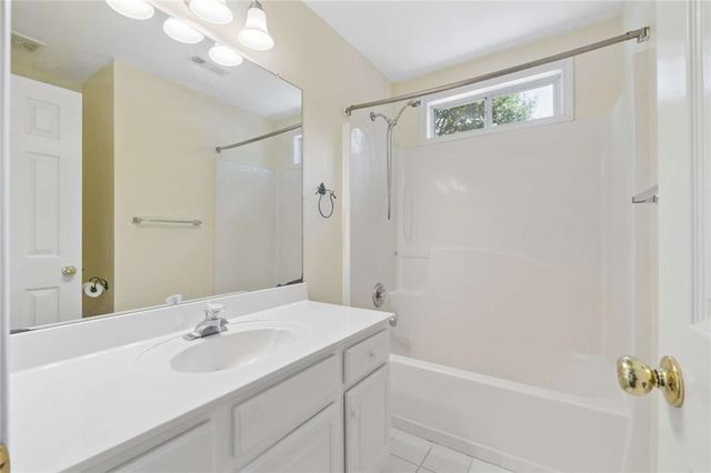 1950 Blackhawk Trail, Lawrenceville, GA 30043