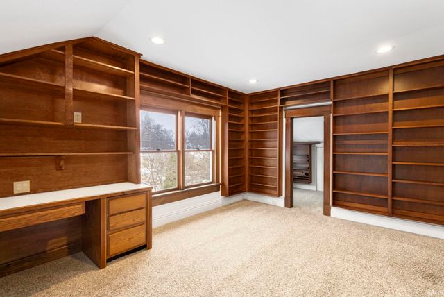 117 Manor Avenue, Elkhart, IN 46516