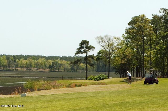 3508 Fairway Crest Drive SW, Shallotte, NC 28470