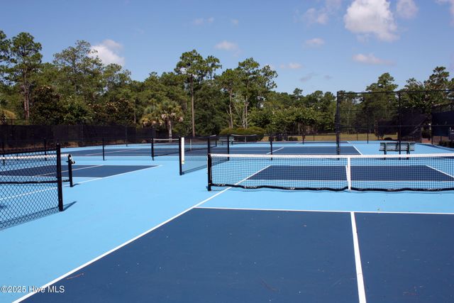 3508 Fairway Crest Drive SW, Shallotte, NC 28470