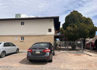 2151 S Winstel Avenue, Tucson, AZ 85713