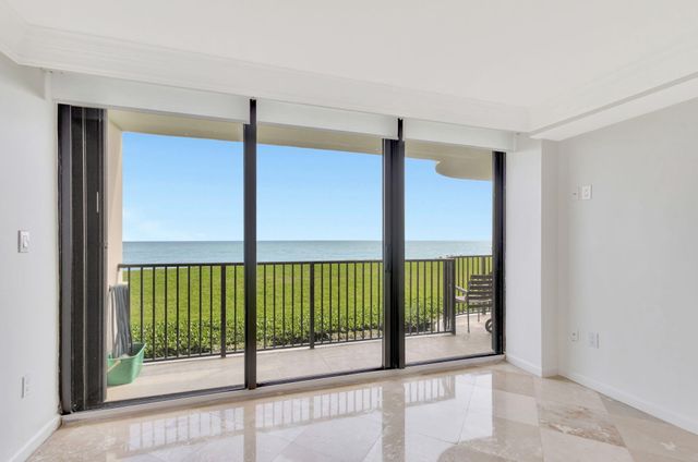 400 Beach Road 103, Tequesta, FL 33469