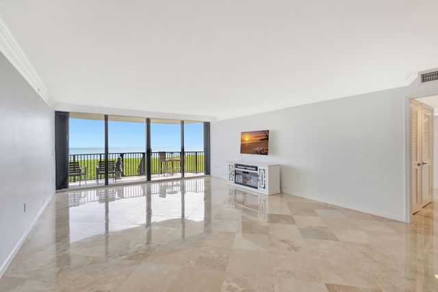 400 Beach Road 103, Tequesta, FL 33469