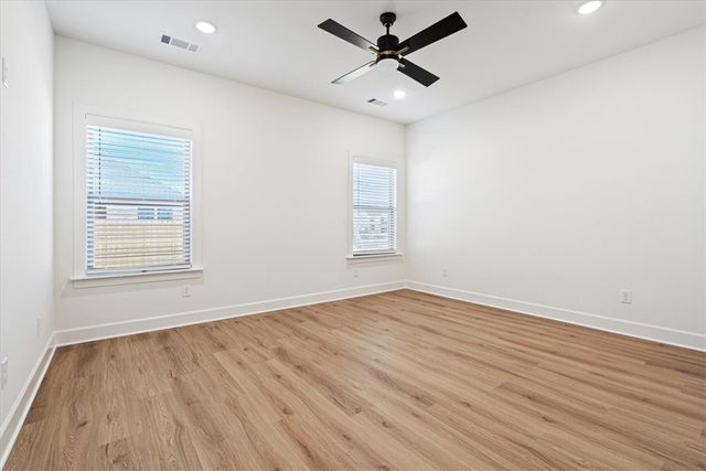 6910 SW High Meadow Boulevard, Bentonville, AR 72713