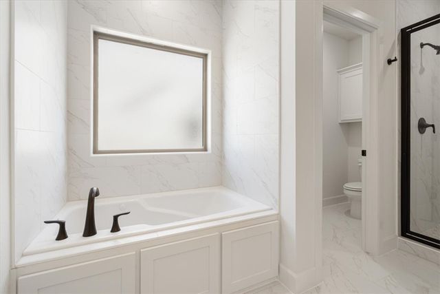 6910 SW High Meadow Boulevard, Bentonville, AR 72713