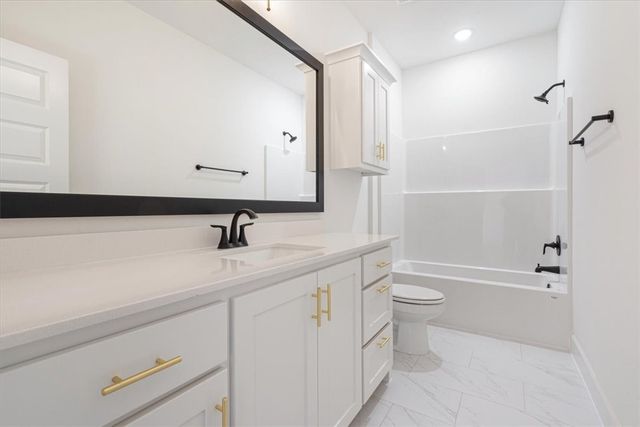 6910 SW High Meadow Boulevard, Bentonville, AR 72713