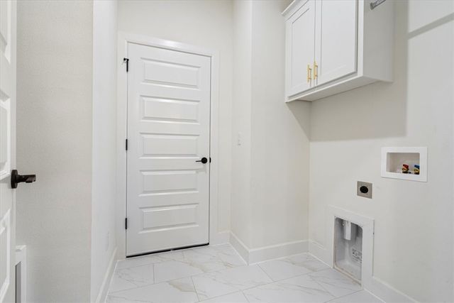 6910 SW High Meadow Boulevard, Bentonville, AR 72713