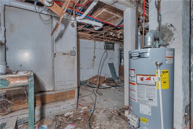 27 Greenville Avenue, Johnston, RI 02919