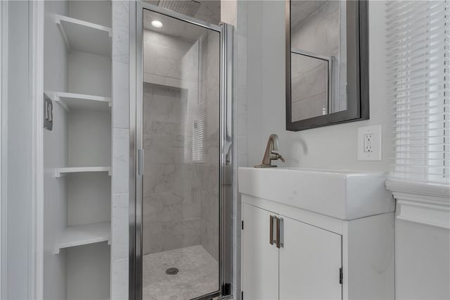 27 Greenville Avenue, Johnston, RI 02919